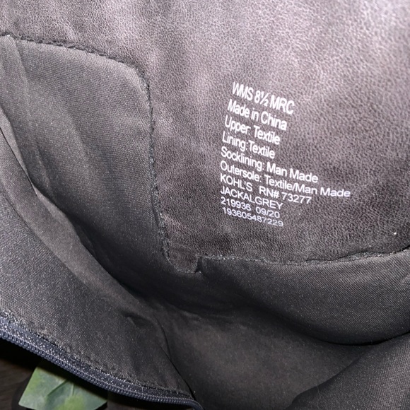 Woman’s Gray boot ( never worn ) - Picture 9 of 13